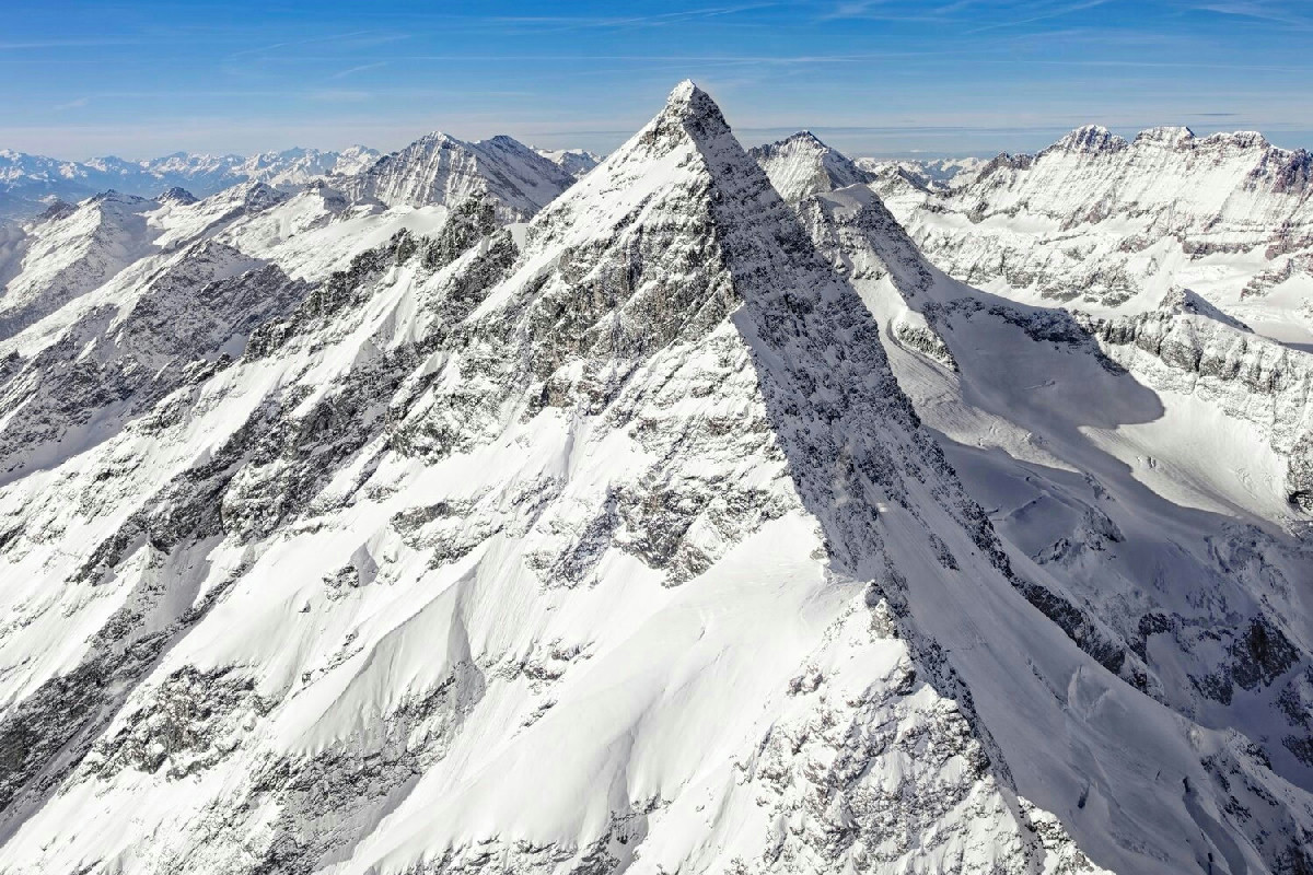 Ecco la vetta che domina l’Europa: scopri qual è il monte più alto e come arrivarci